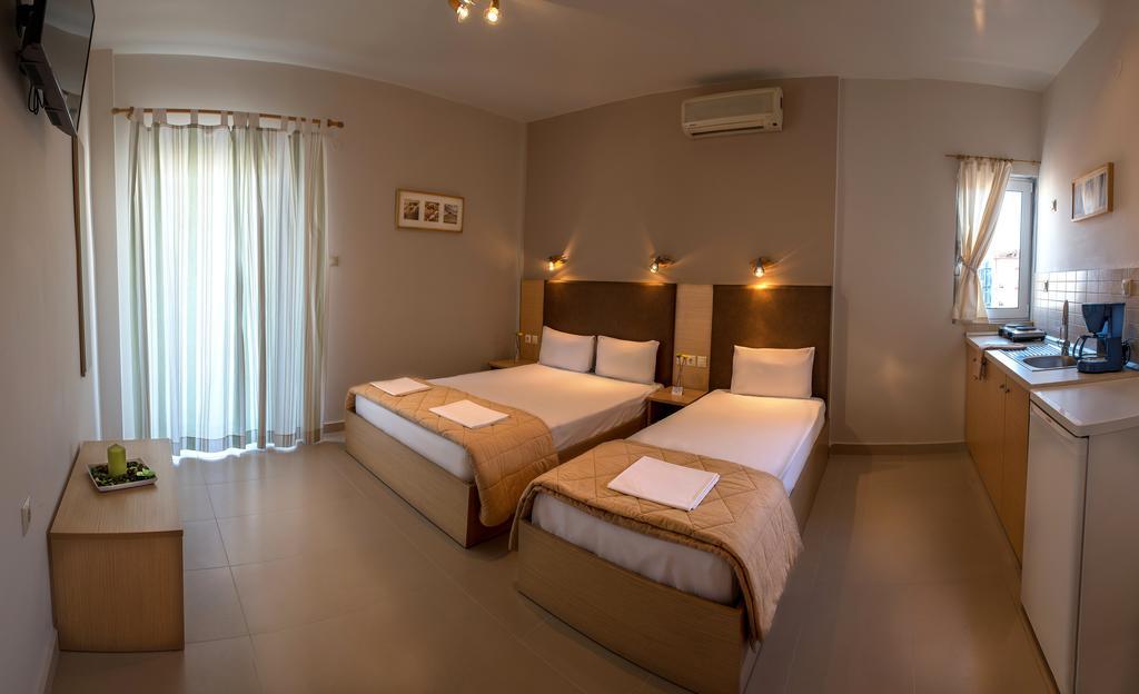 Nepheli Apartments And Studios Paralia Katerinis Room photo